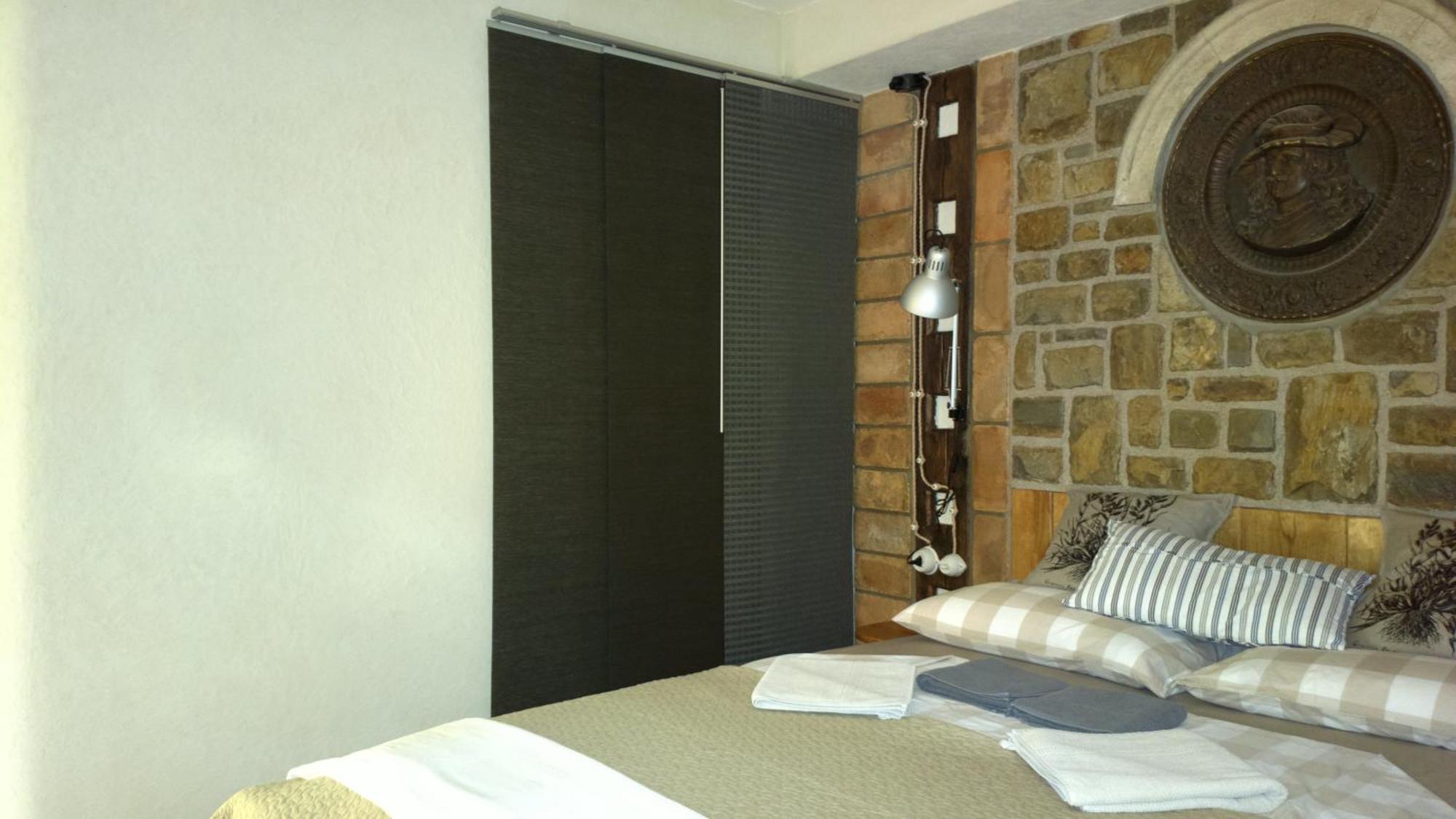 Studio-Apartments Monfort 포르토로즈 객실 사진